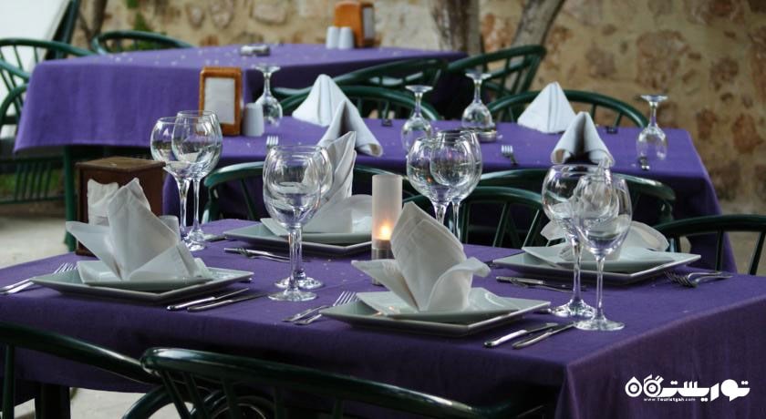 رستوران هتل بلو سی گاردن